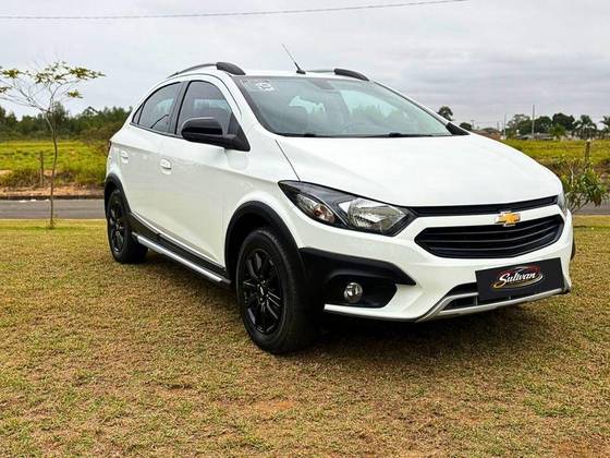 CHEVROLET ONIX 1.4 MPFI ACTIV 8V FLEX 4P AUTOMÁTICO CHEVROLET ONIX 1.4 MPFI ACTIV 8V FLEX 4P AUTOMÁTICO